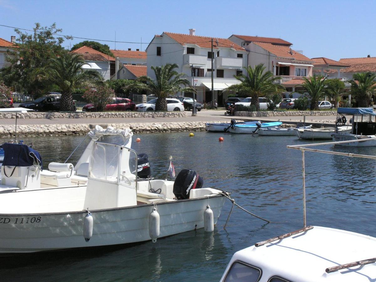 Vala Apartmani Bibinje Exterior foto