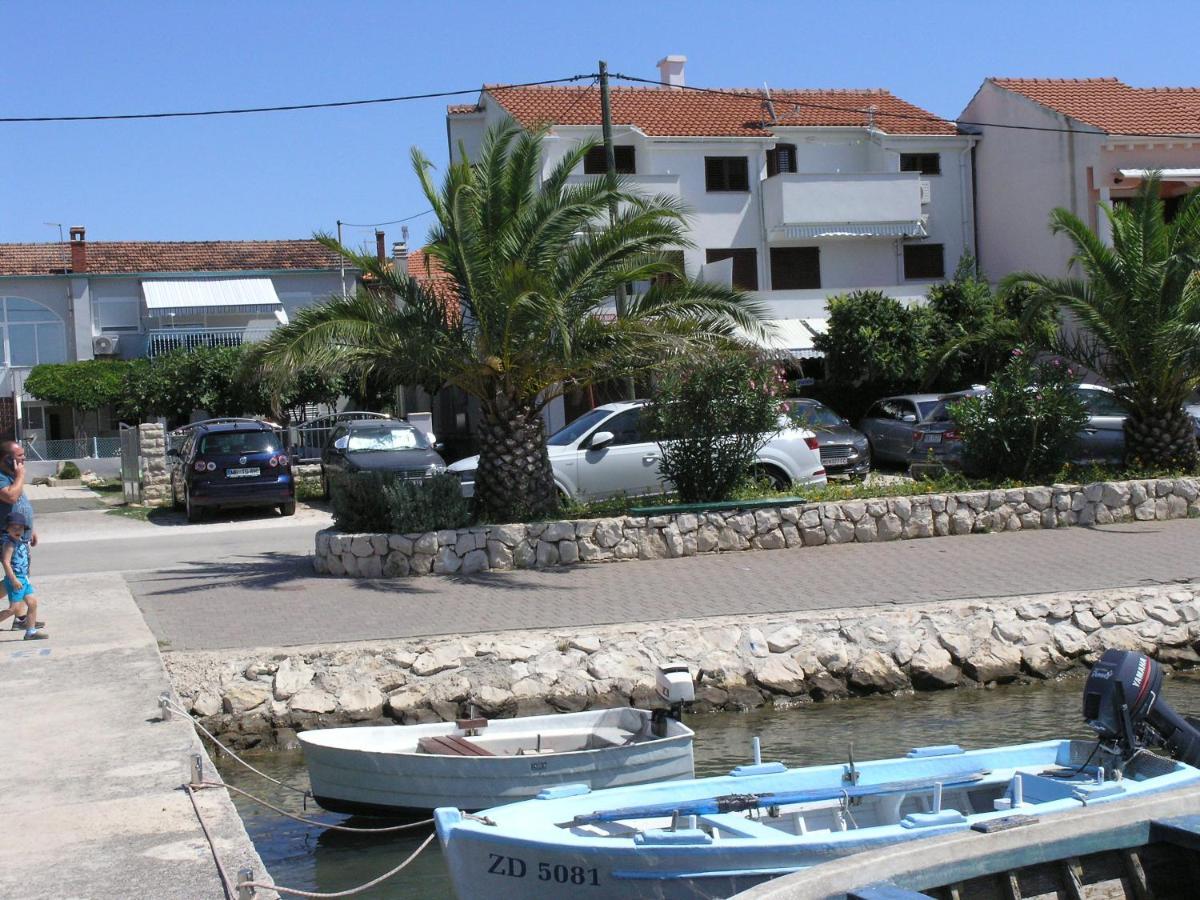 Vala Apartmani Bibinje Exterior foto