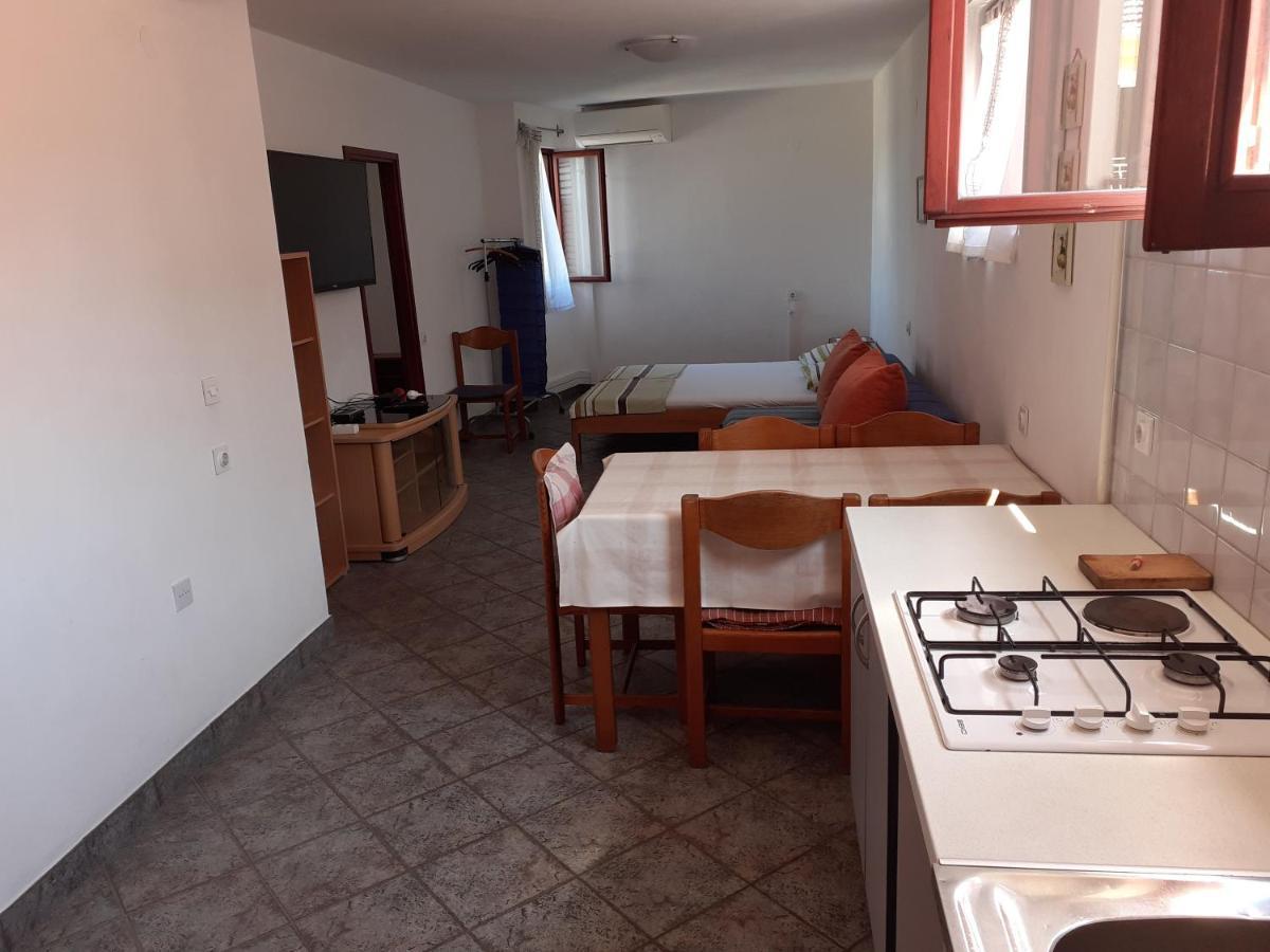 Vala Apartmani Bibinje Exterior foto